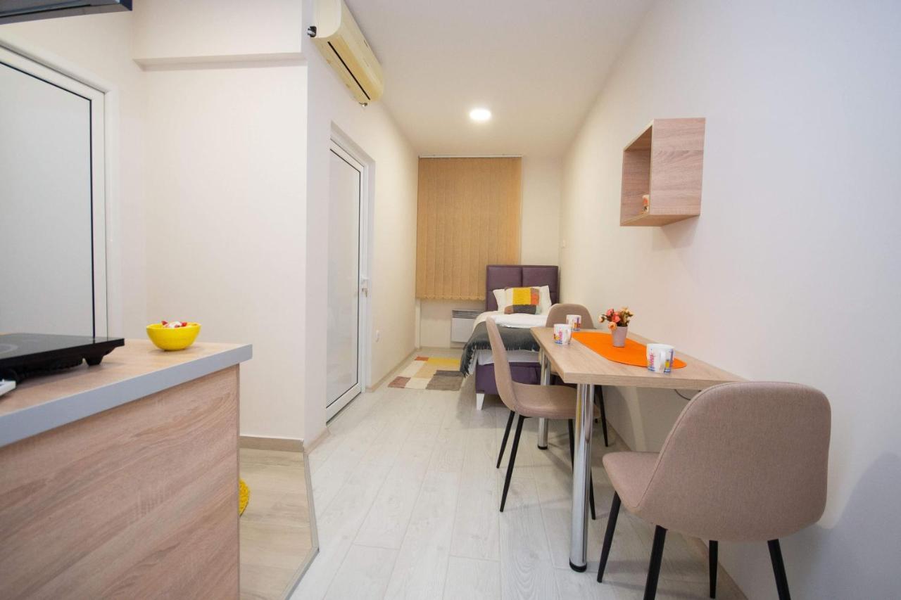 Cvetni Trg Hotel Belgrad Exterior foto