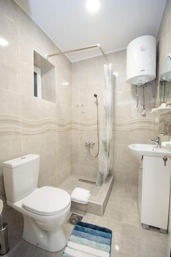 Cvetni Trg Hotel Belgrad Exterior foto