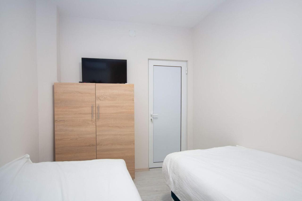 Cvetni Trg Hotel Belgrad Exterior foto